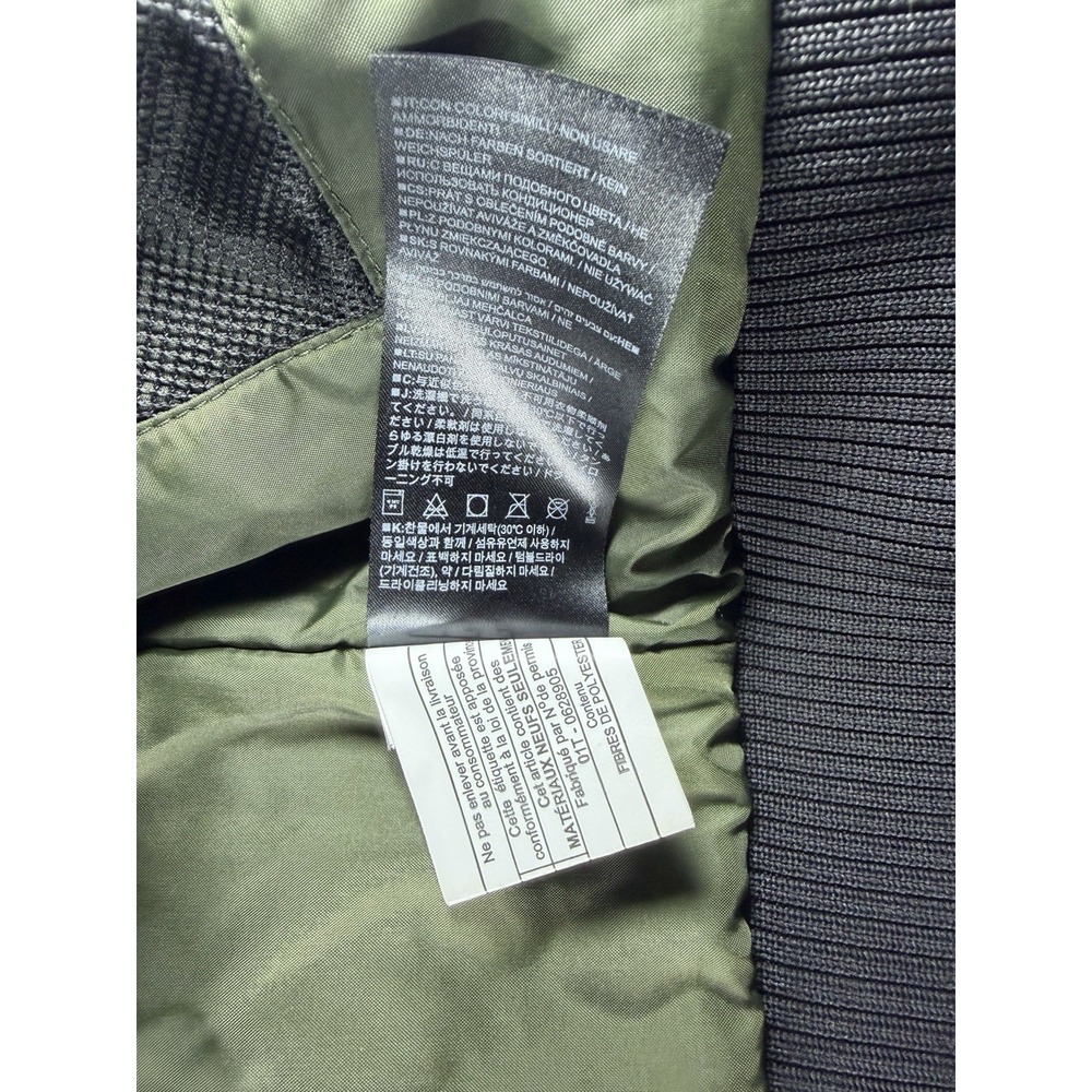 Burton Men's Hooded Jacket Black Olive Green Full Zip Quilted Sleeves Size XS - Picture 7 of 9